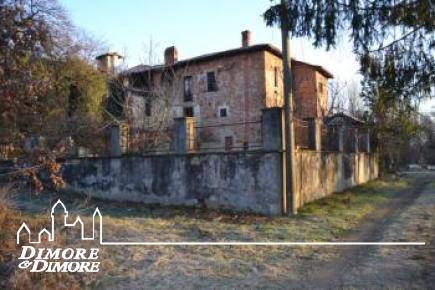 Rustico in der Nähe von Borgomanero wiederhergestellt werden