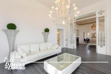 Luxury villa for sale in Stresa