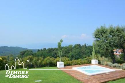 Luxuriöse Villa im ersten Hinterland von Laveno Mombello