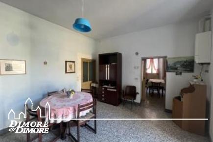Apartment in the ancient village of Luino