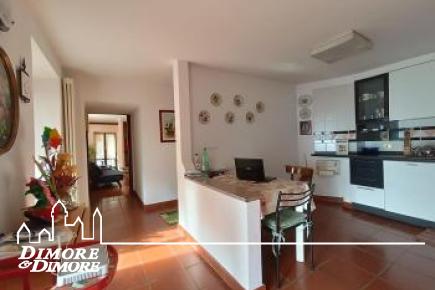 Cannobio locality San Bartolomeo sunny four-room apartment renovated with lake view